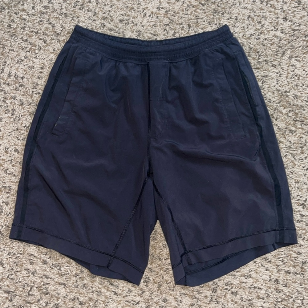 Men’s Medium Lululemon Shorts